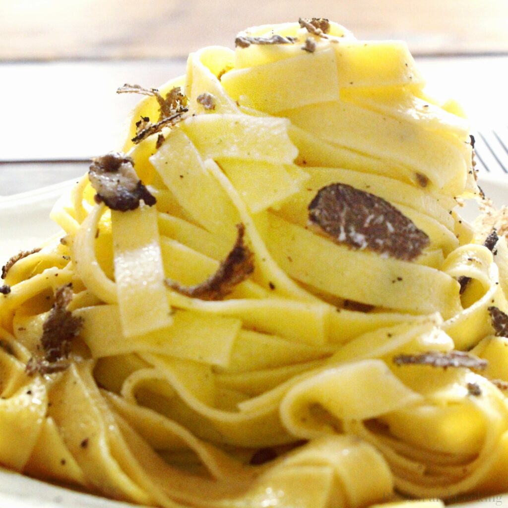 Tagliatelle con il Tartufo (Tagliatelle with Truffle) - Passion and cooking