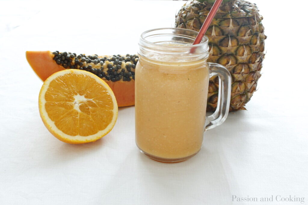 Anti-aging Golden orange smoothie