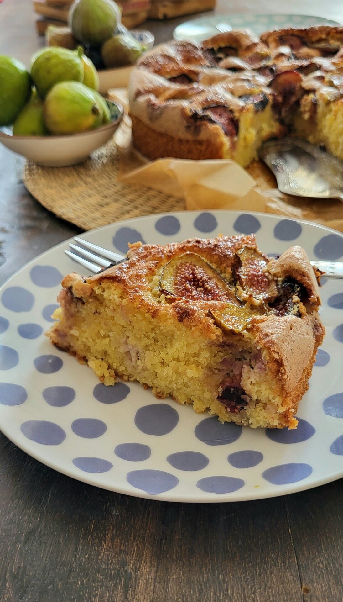 Almond and Fig Cake